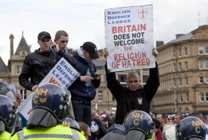 edl protest bradford august 28 2010 image 12 sm.jpg
